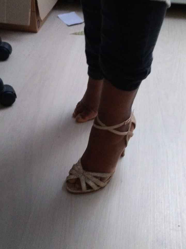 Chaussures  trouvées - 3