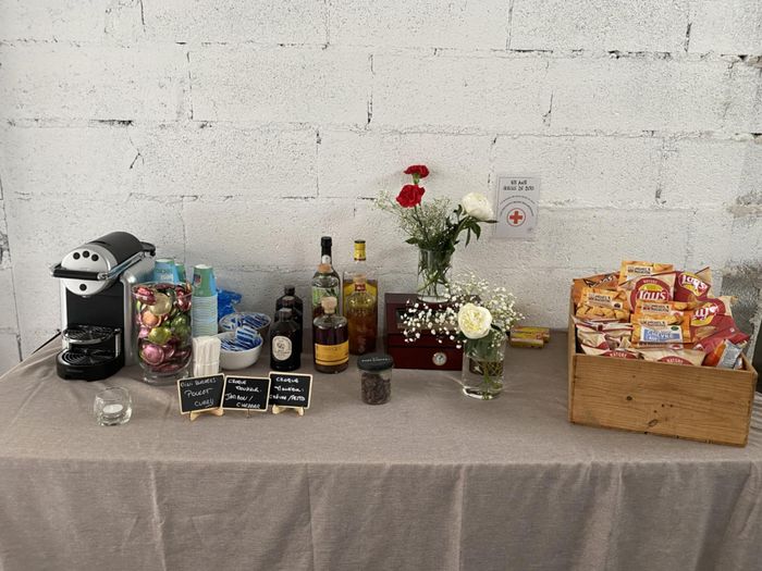 Une table dédiée aux invités - 3