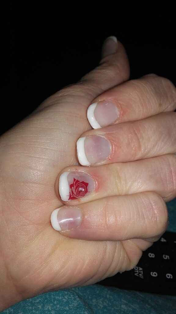 Essaue ongle - 1