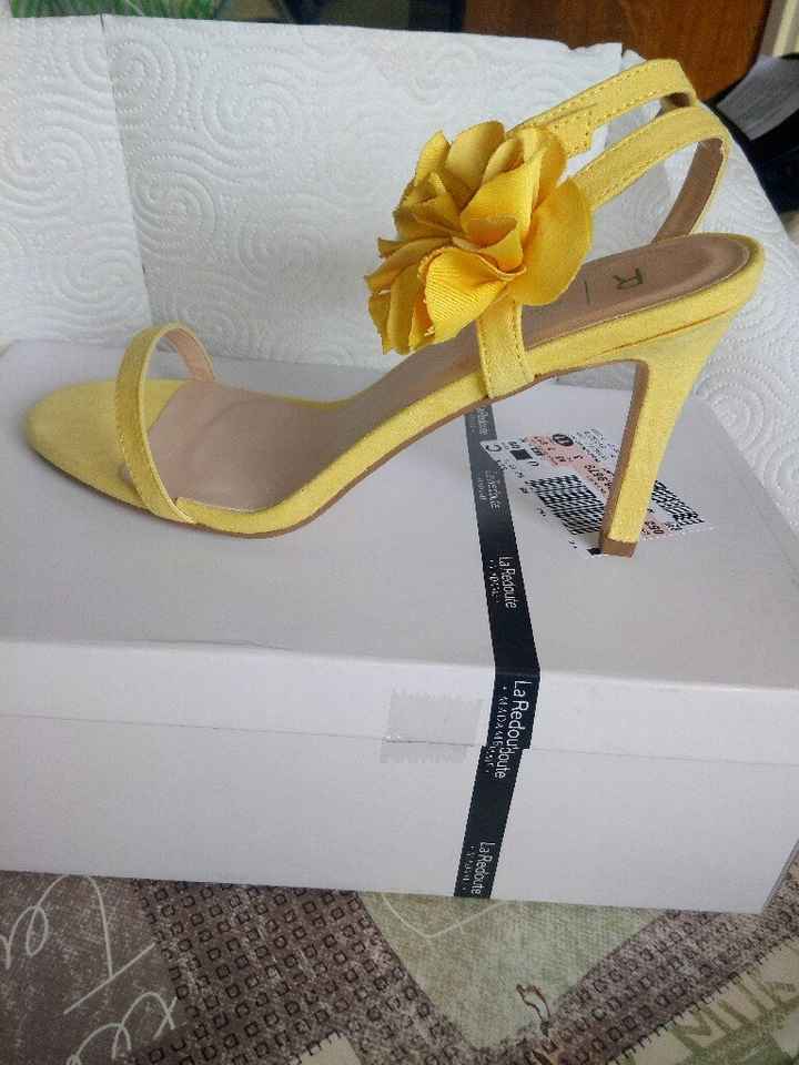  Réssu mes chaussures mais j ai un doute !  Ouvert ou fermer ? - 1