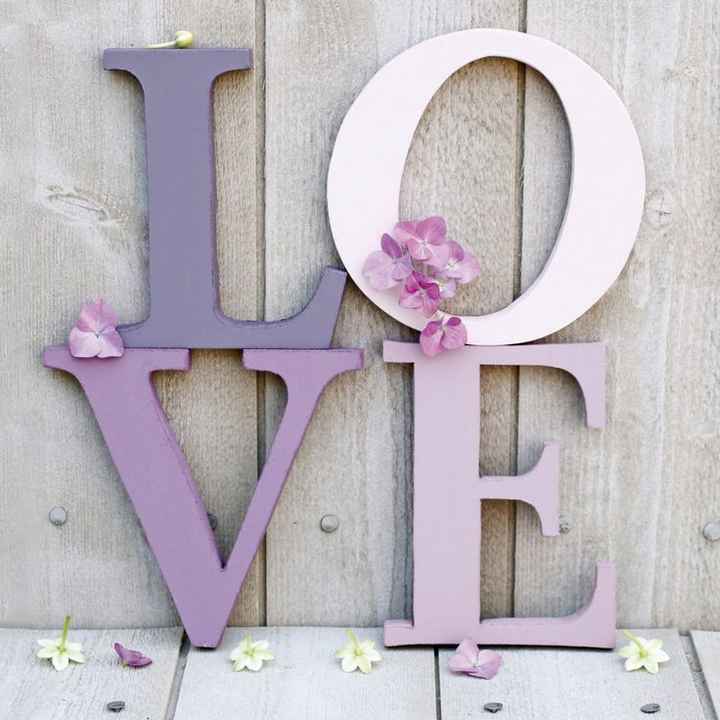  Notre Mariage Est Prévu Pour Bientot Le Code Couleur Est Le Violet Et Blanc - 4