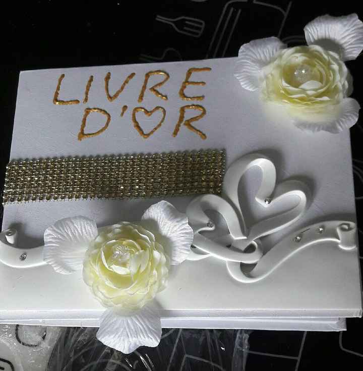 Help livre d'or - 1