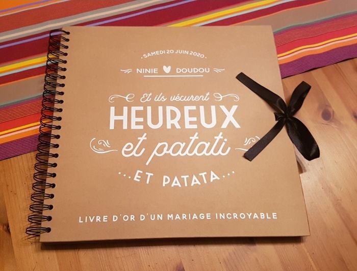 Coin livre d'or / urne 4