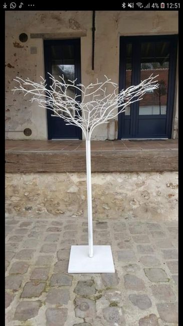 Coin livre d'or / urne 9