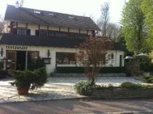 Restaurant le Verre y table