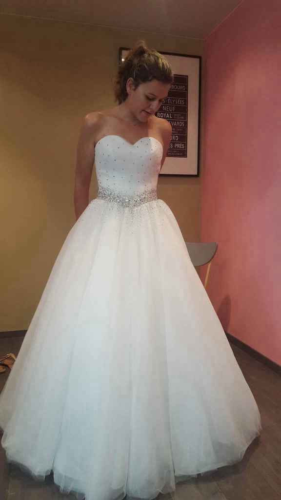 Que mettre sur les épaules au mois avril, help - 1