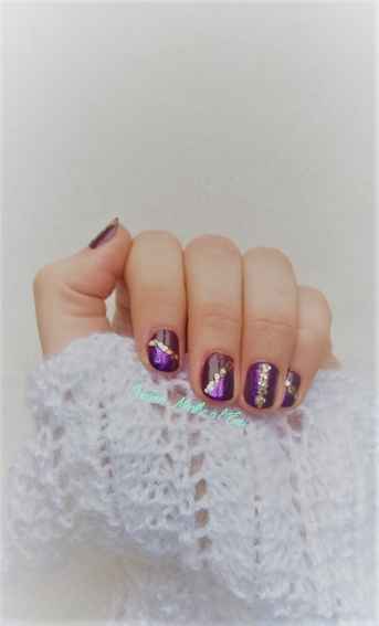 Manucure violet + or
