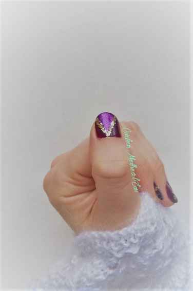 Manucure violet + or