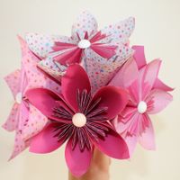 Bouquet de fleurs en papier personnalisable