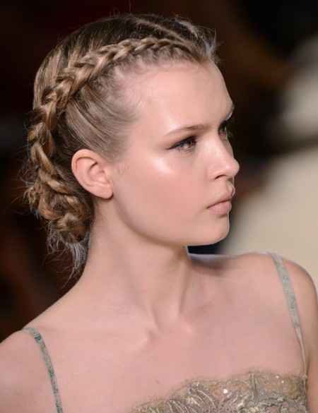 Que pensez-vous du chignon tressé? - 9