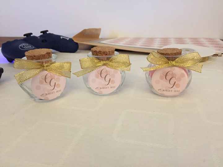 Contenants a dragées - 1