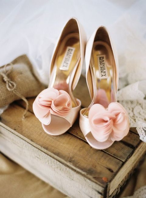 Robe et chaussures badgley mischka commandé - 2