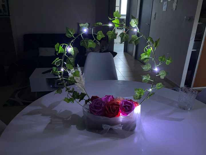 Cerceau fleurs centre de table - 1