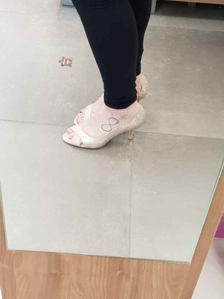 Chaussures de mariée, la galère! - 1