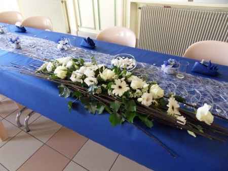 Table d'honneur bleu ivoire sans vaisselle