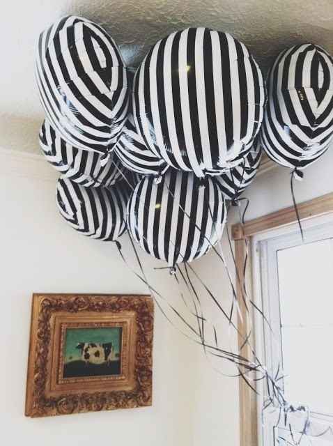 Des ballons pour le plafond!