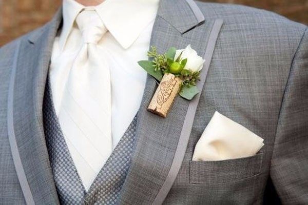 Boutonnière vin