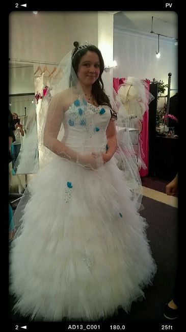 Essaie de ma robe num2 - 1
