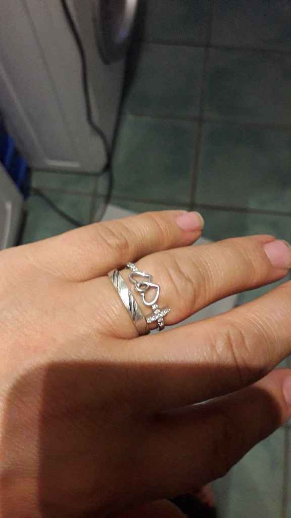 Bague de fiançailles photo - 1
