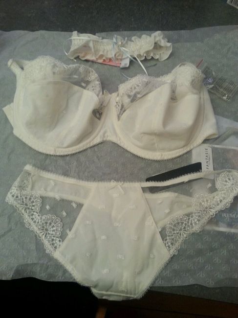 Sous vêtements trouvés!! - 1