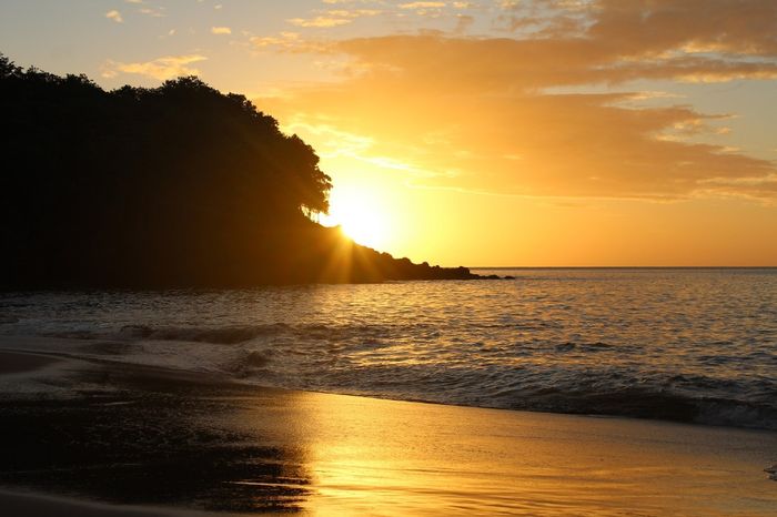 Guadeloupe : Coucher de soleil Plage Leroux