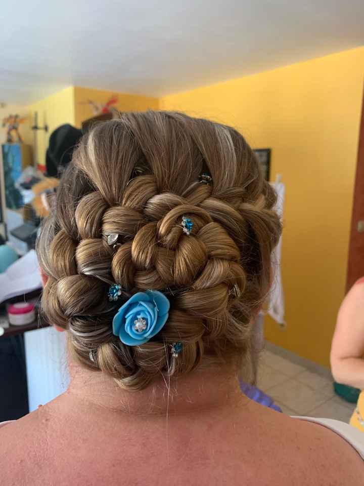 Derniers essais maquillage, coiffure et robe… - 1