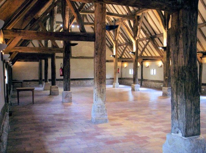 Intérieur de la grange