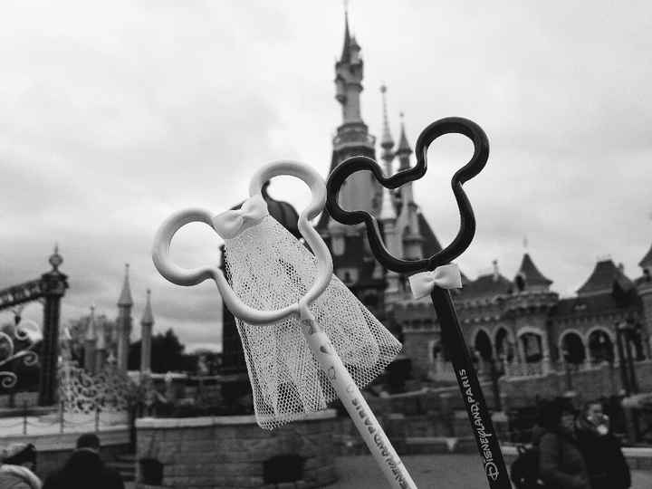 Crayons disney et livre d'or - 1
