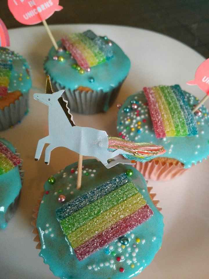 Atelier cupcakes licorne test pour le candy bar - 11