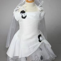 tenue de mes 4 petites filles d'honneur