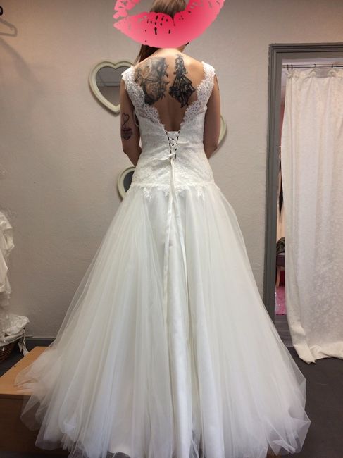 Robe... - 1