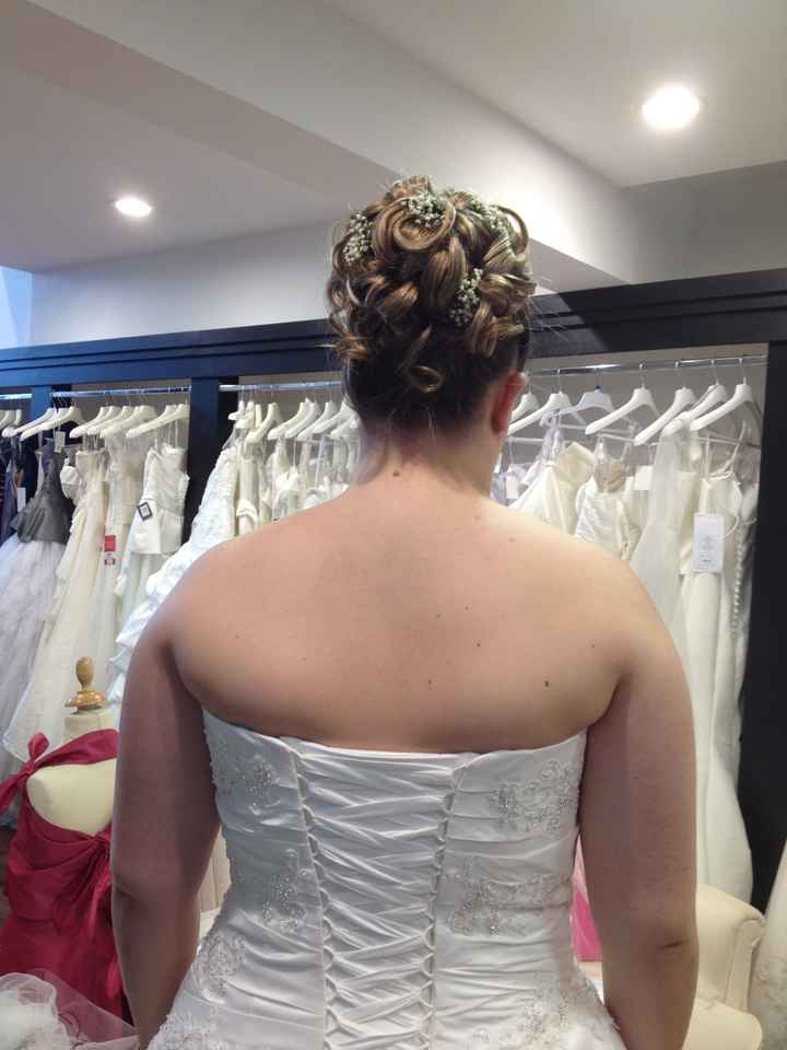 10 coiffures cheveux longs détachés: quel style préférez-vous ? - 1