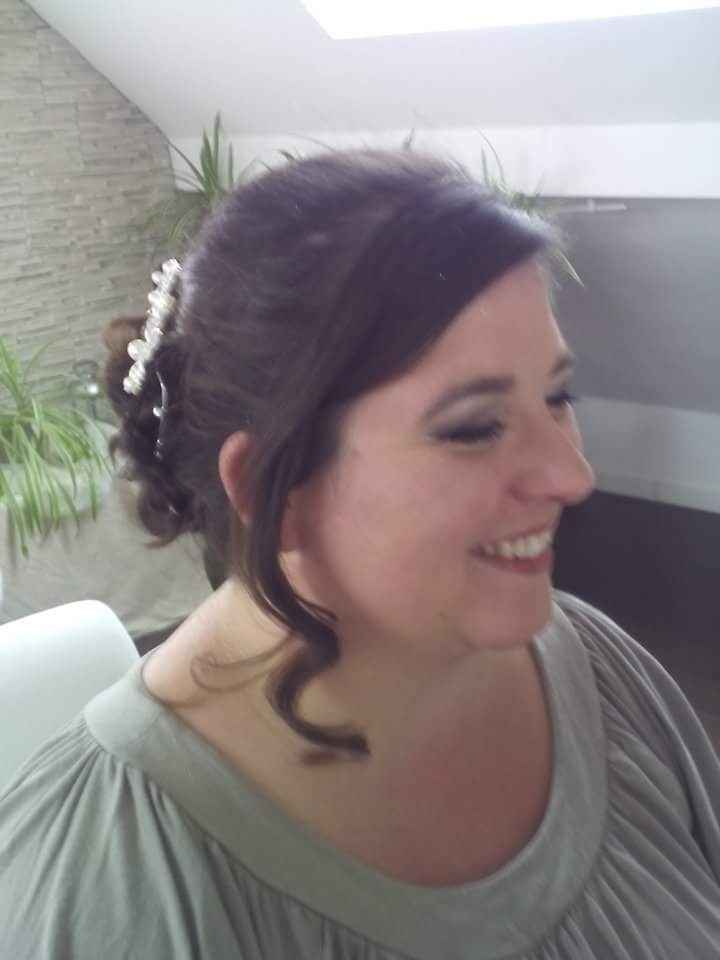 Avis 1er essai maquillage coiffure avec robe - 6