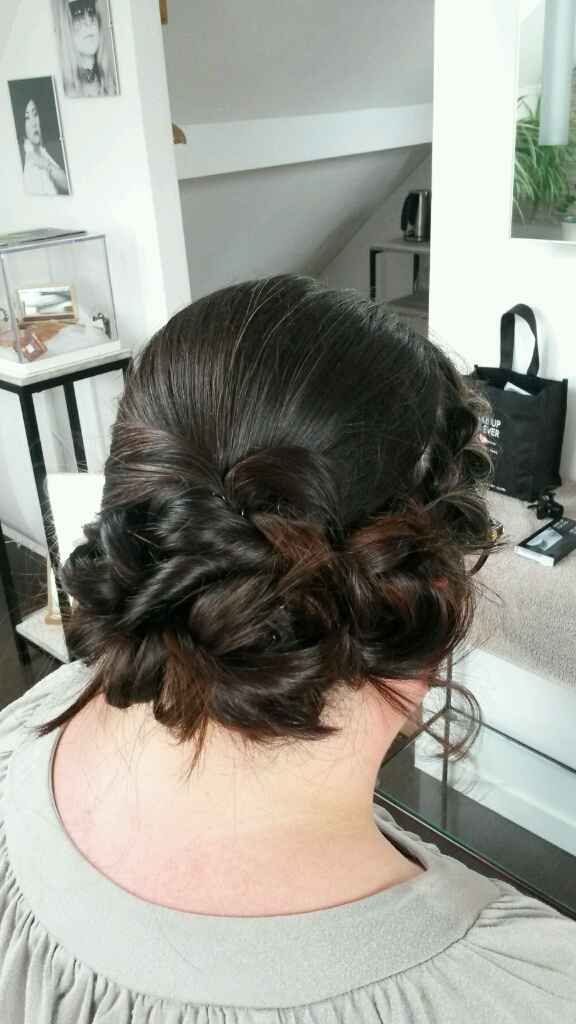 Avis 1er essai maquillage coiffure avec robe - 4