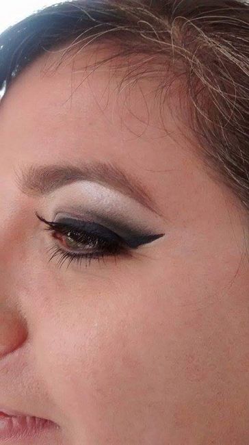 Avis 1er essai maquillage coiffure avec robe - 8