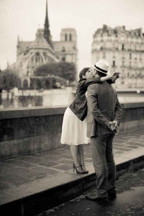 Photo de couple à Notre Dame de Paris - 1