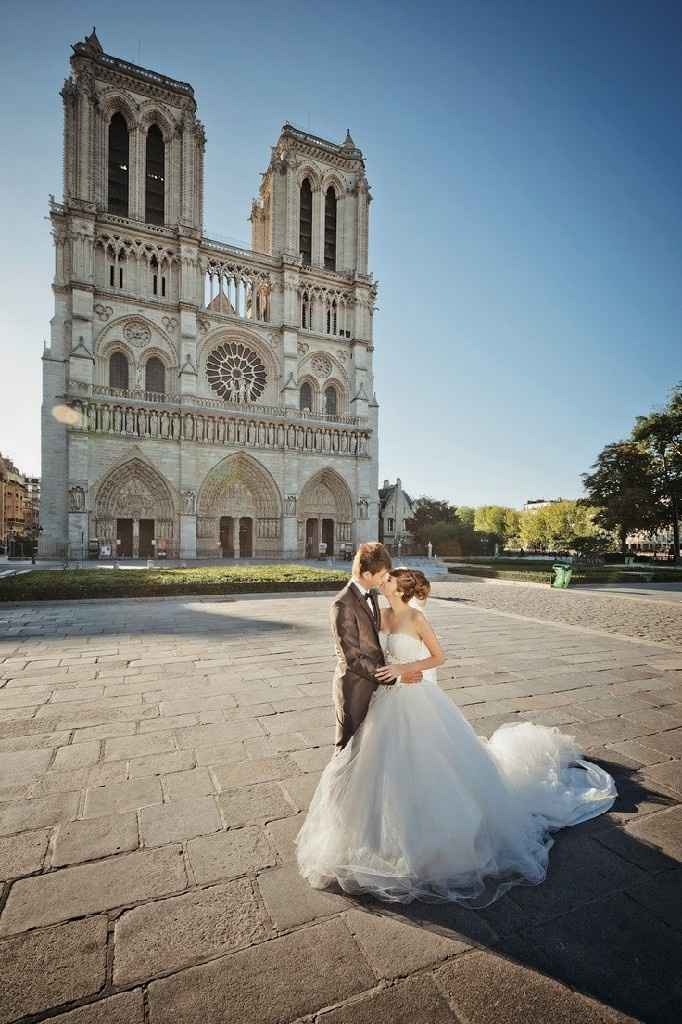 Photo de couple à Notre Dame de Paris - 11