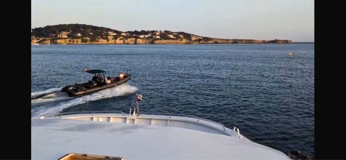 Suite, le bateau ! - 5
