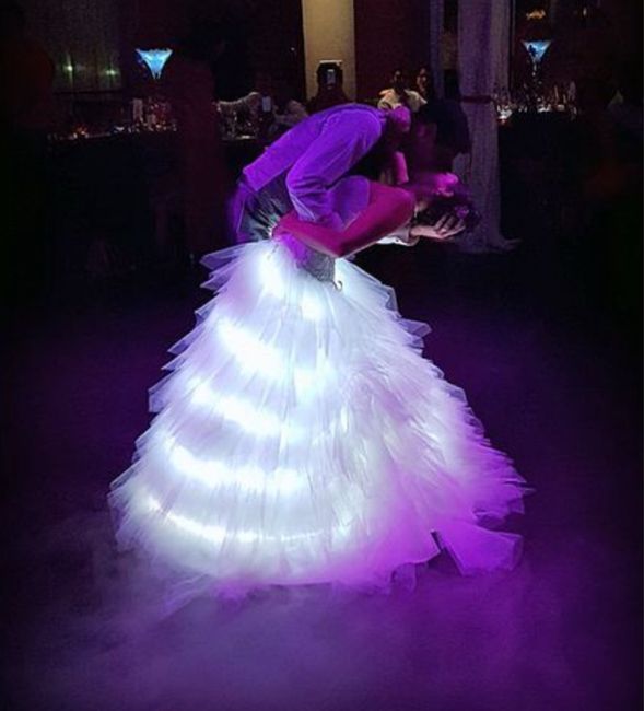 Robe de mariée oui mais … lumineuse ! 1