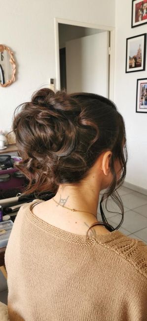 Robe et coiffure 4
