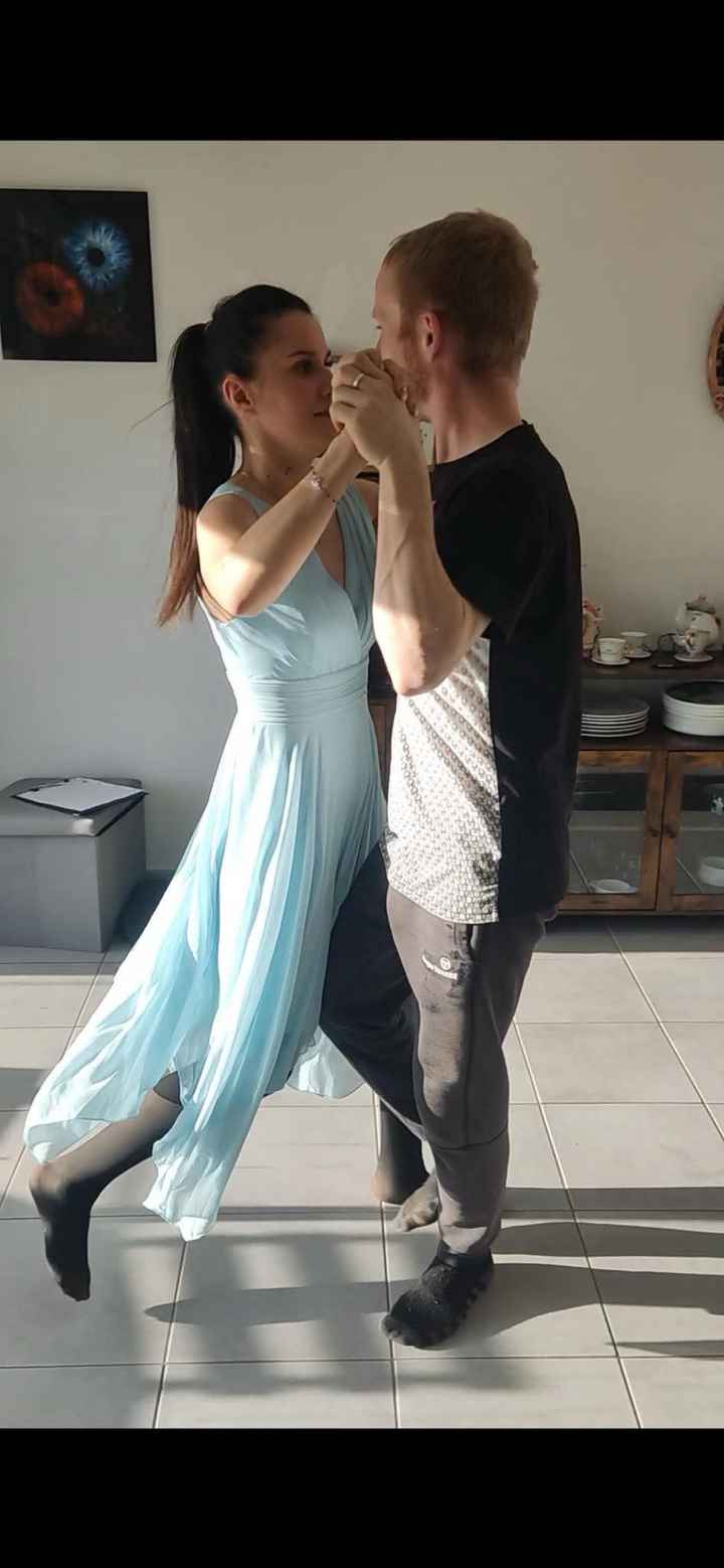 Un pas de (danse) en plus ! - 1