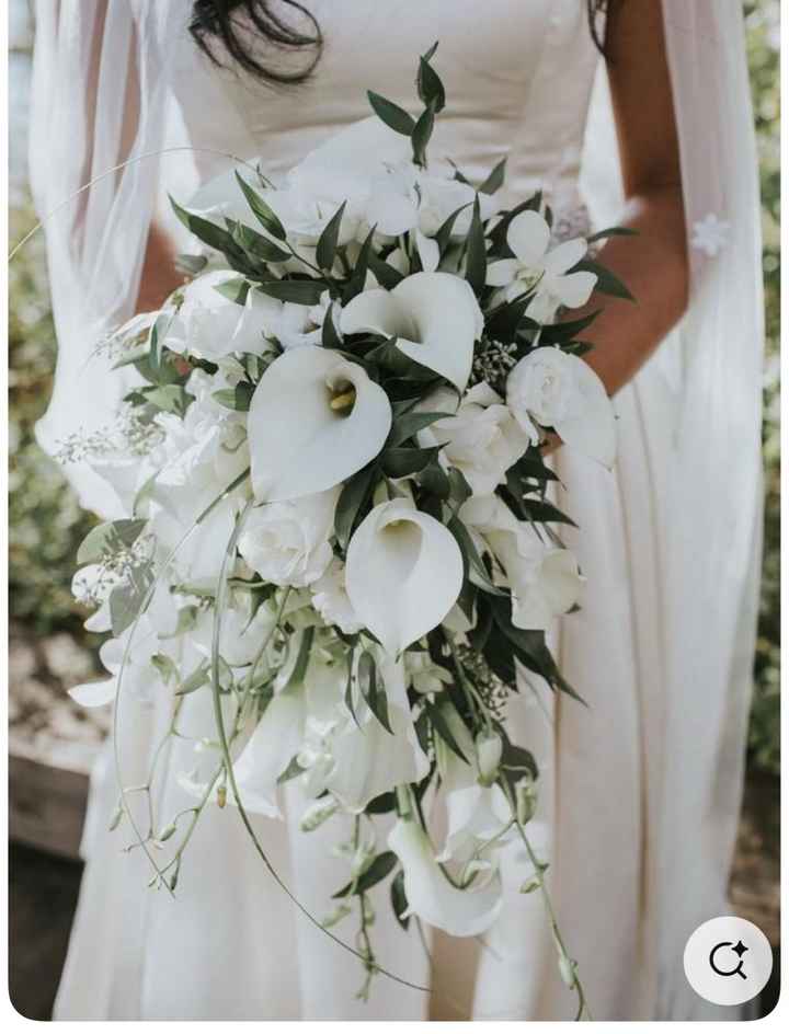 Autre chose qu'un bouquet de mariée ? - 1