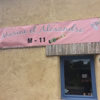 sur la facade