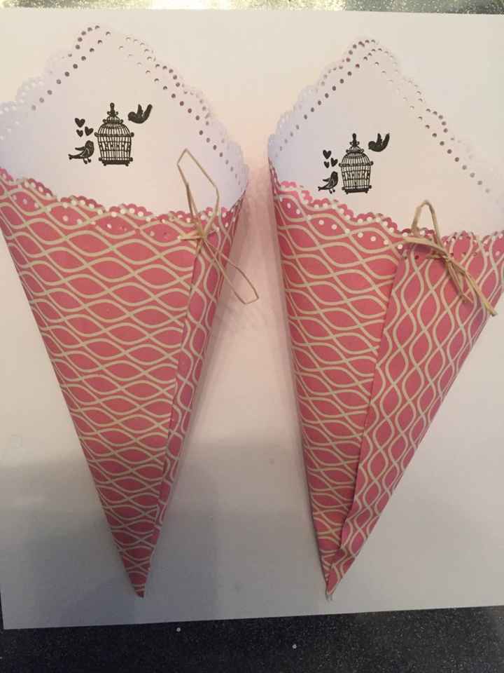 Cornets à confettis - 1