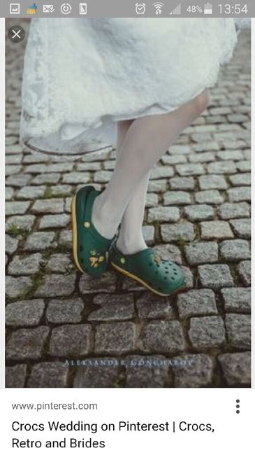 Des wedding crocs?  ? - 2