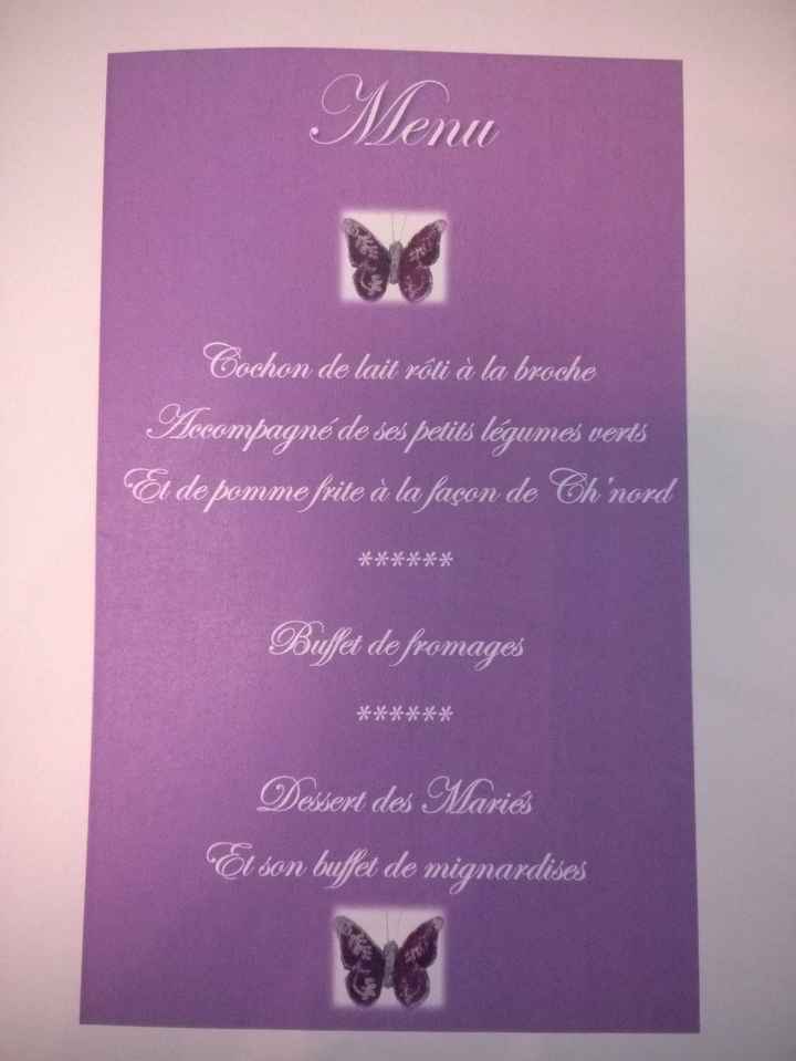 essai menu fond violet