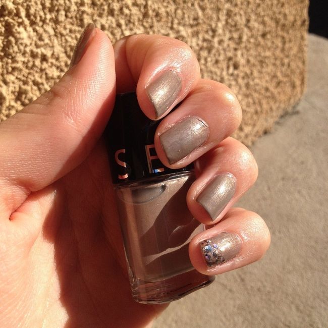 Parce ce que je suis trop fan de vernis