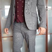 Quelle couleur de cravate et chaussure pour ce costume. - 1