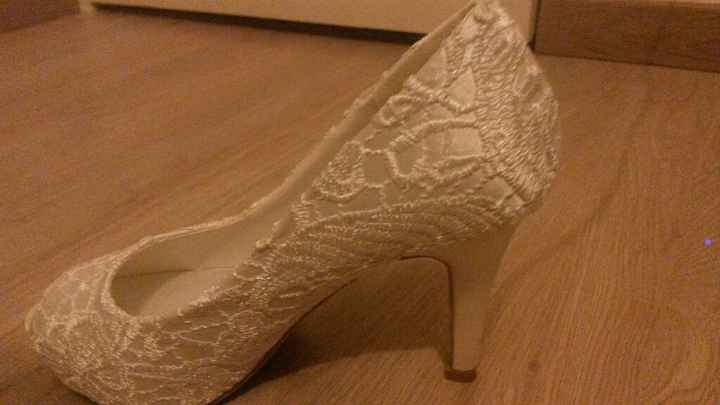 Après  8  mois  de recherches. ... - 1