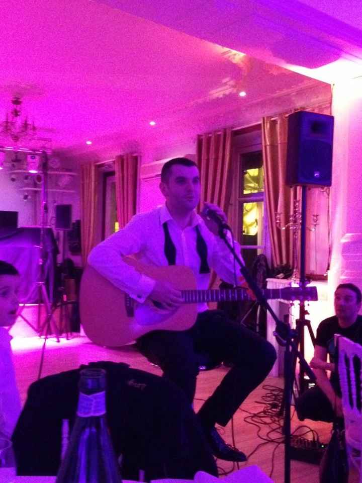 Mariage au manoir des cygnes salle du coudray montceaux - 10